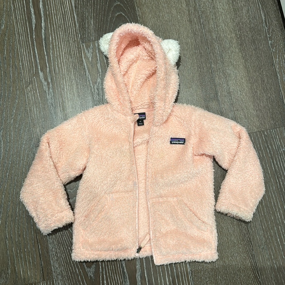 3T Patagonia sweater